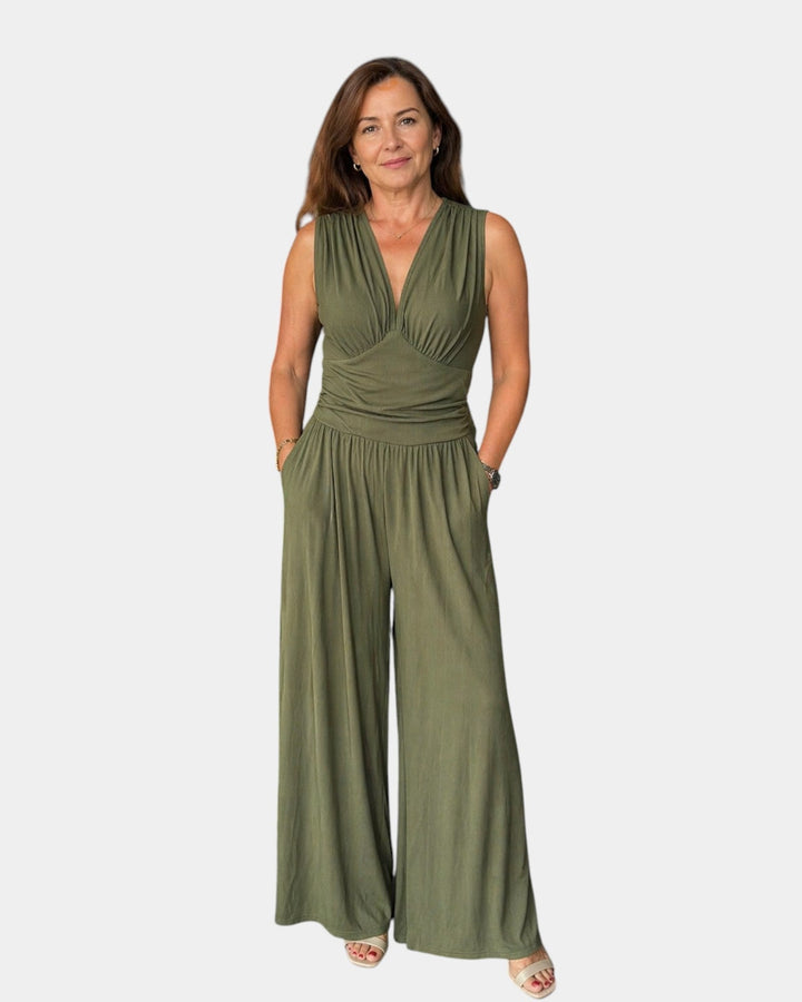 Sultana - Chic sleeveless jumpsuit with wide legs