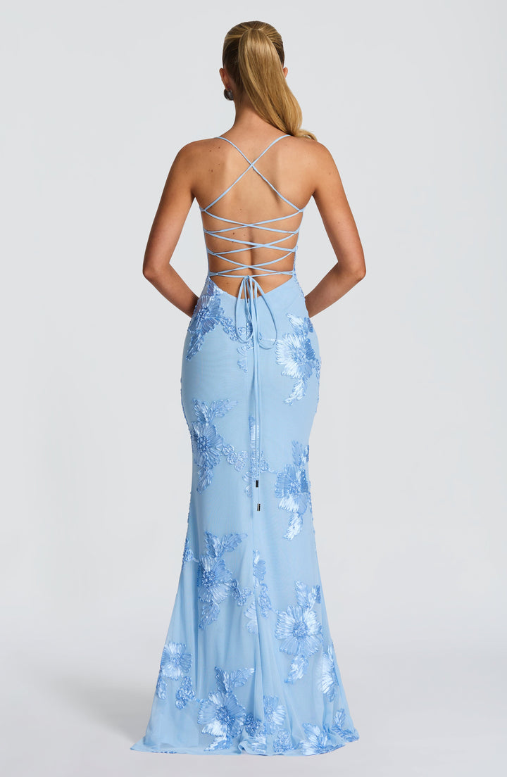 Elara - Structured elegance with exclusive details