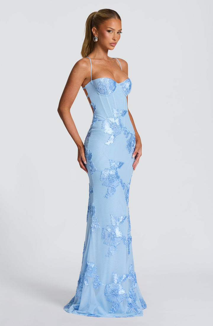 Elara - Structured elegance with exclusive details