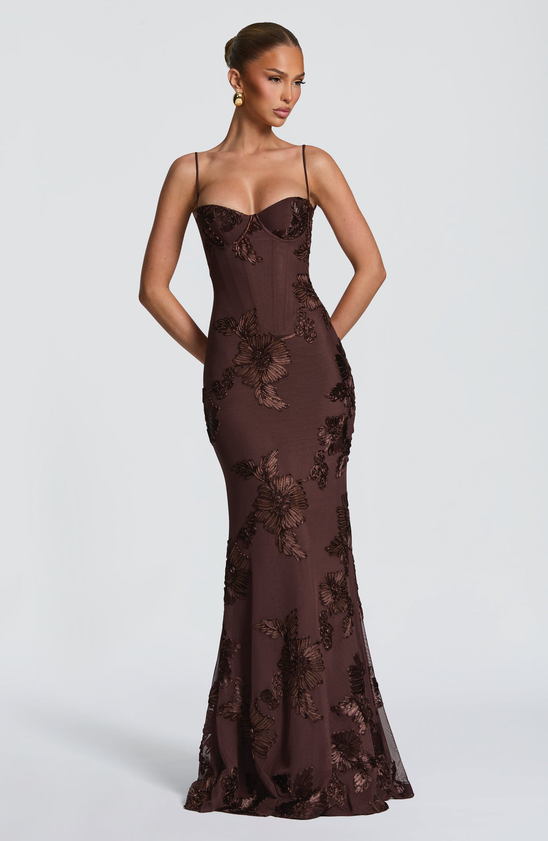 Elara - Structured elegance with exclusive details